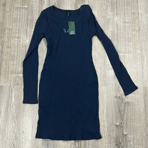 Wild Fable Women's Navy Embroidered Long Sleeve Bodycon Dress - Medium - NWT - Picture 2 of 8